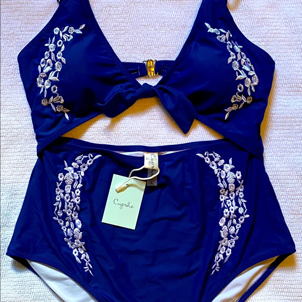NEW Cupshe Swimsuit
